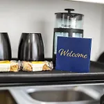 259 On Beach: 1 Bedroom Apartment For 4 In Sea Point