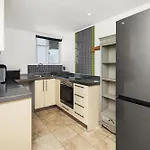259 On Beach: 1 Bedroom Apartment For 4 In Sea Point