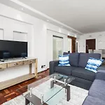259 On Beach: 1 Bedroom Apartment For 4 In Sea Point